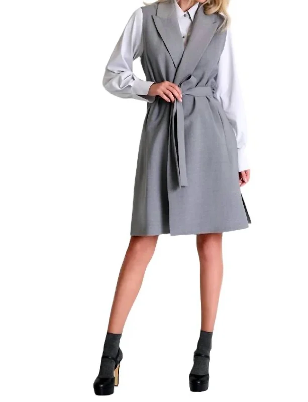 Women’s wool coats for elegance -Contemporary Long Sleeveless Jacket In Gris