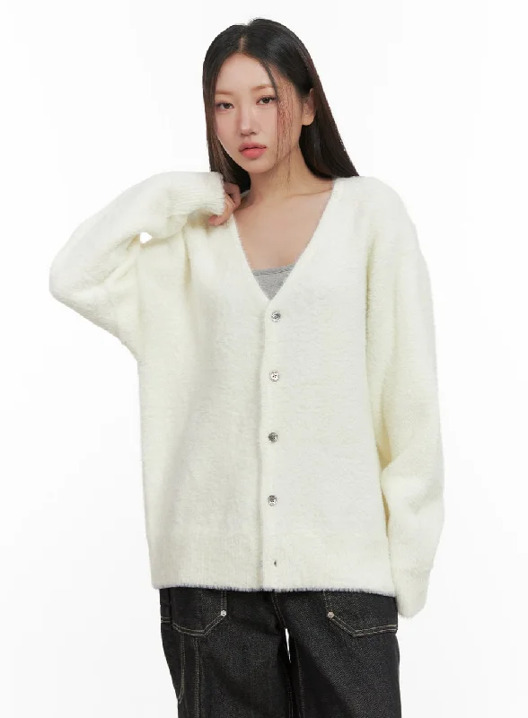 Women’s long-sleeve tops for layering under jackets -Oversized Solid Knit Cardigan CD411