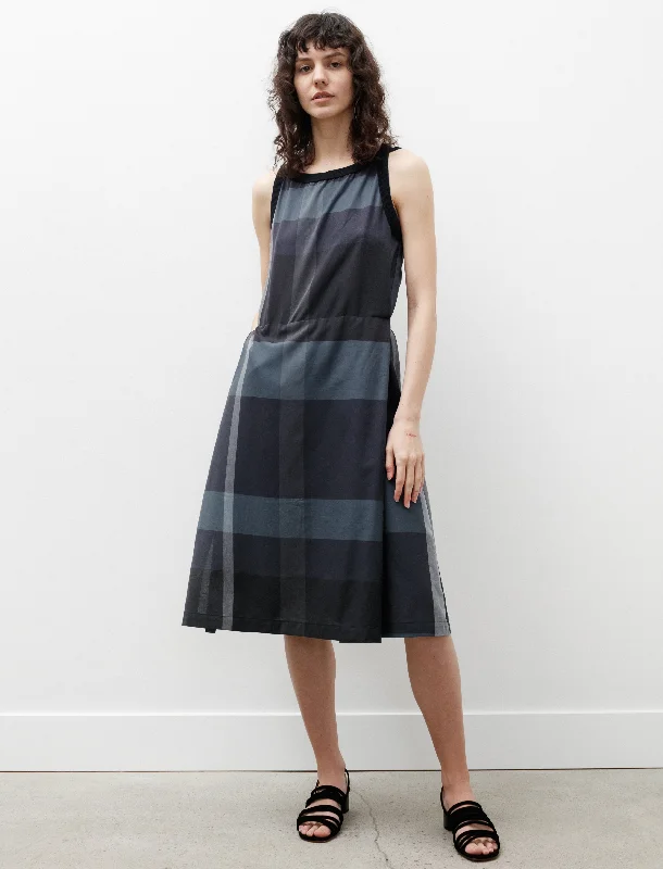 Women’s A-line dresses for flattering shape -Dress Trigato Night